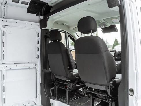 Used 2023 RAM ProMaster 2500 image 21