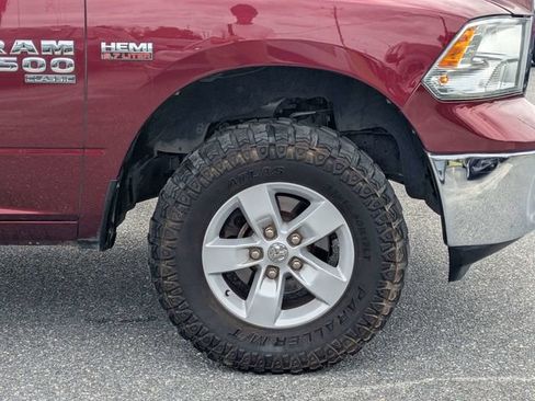 Used 2020 RAM 1500 Classic SLT RWD image 11
