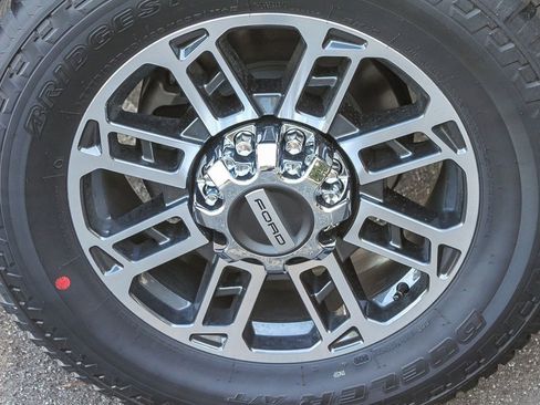 New 2026 Ford F350 Platinum w/ Platinum Plus Package AWD/4WD image 11