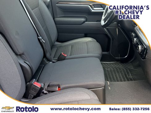 Used 2025 Chevrolet Silverado 1500 LT RWD image 8