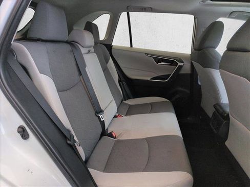 Used 2019 Toyota RAV4 XLE w/ Convenience Package image 26