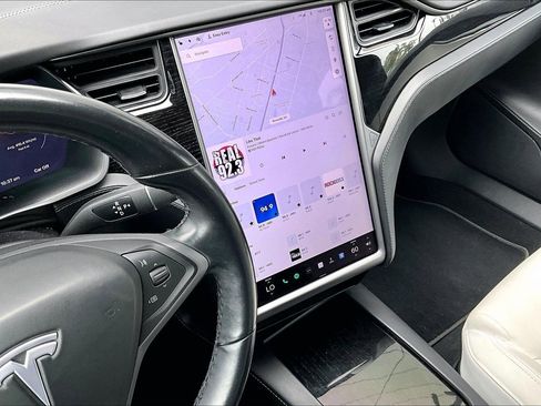 Used 2021 Tesla Model S Long Range image 31