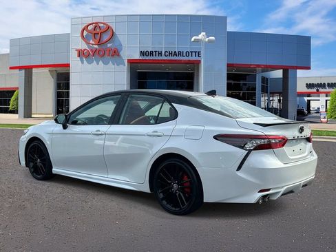 Used 2024 Toyota Camry XSE FWD image 5