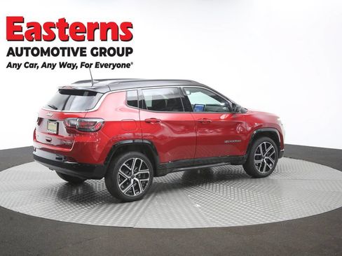 Used 2025 Jeep Compass Limited w/ Elite Group AWD/4WD image 42
