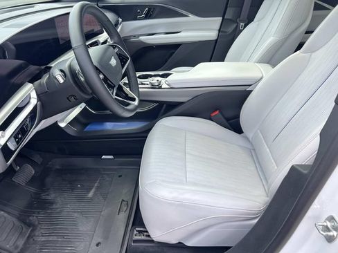 Certified 2024 Cadillac Lyriq Luxury w/ LPO, Floor Liner Package AWD/4WD image 17