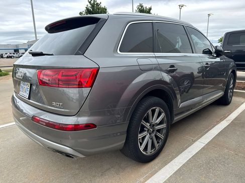 Used 2017 Audi Q7 3.0T Prestige w/ Prestige Package AWD/4WD image 3