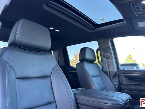 Used 2023 Chevrolet Silverado 1500 LT Trail Boss w/ LT Trail Boss Premium Package AWD/4WD image 20