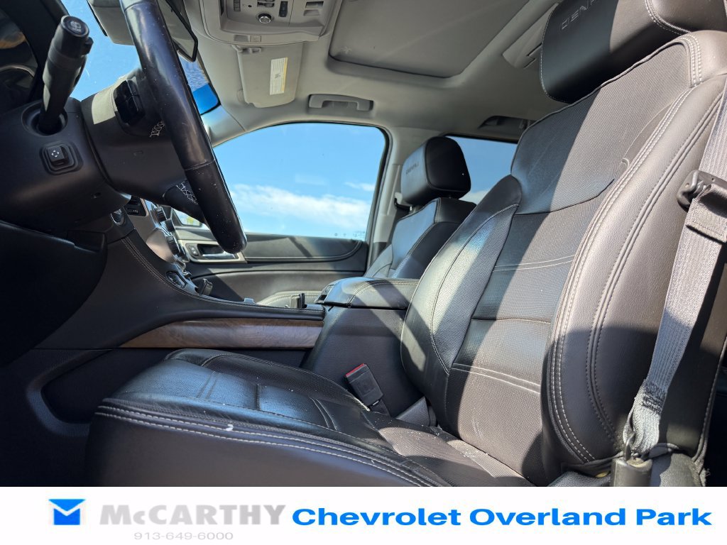 Used 2019 GMC Yukon XL Denali w/ Open Road Package AWD/4WD image 10