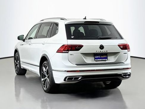 Certified 2024 Volkswagen Tiguan SEL R-Line AWD/4WD image 5