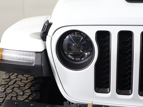 Used 2023 Jeep Wrangler Unlimited Rubicon 392 w/ Xtreme Recon 35" Tire Package image 13