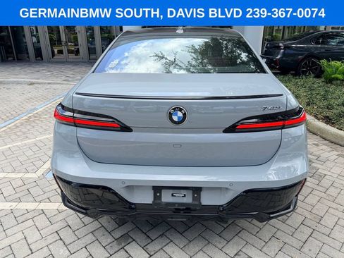 Certified 2023 BMW 740i RWD image 4