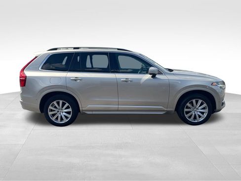 Used 2016 Volvo XC90 T6 Momentum w/ Momentum Plus Package AWD/4WD image 8