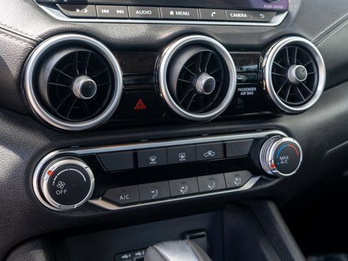 Used 2023 Nissan Sentra SV image 47