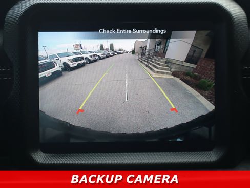 Used 2021 Jeep Wrangler Unlimited Sahara w/ Cold Weather Group image 20