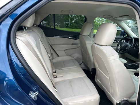 Used 2023 Buick Envision Preferred image 39