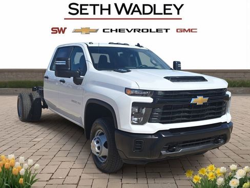 New 2026 Chevrolet Silverado 3500 W/T w/ WT Convenience Package AWD/4WD image 1
