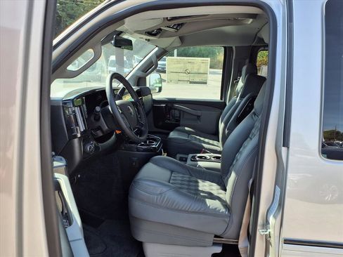 New 2025 GMC Savana 2500 w/ Driver Convenience Package image 15