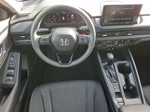 Used 2025 Honda Accord SE image 12