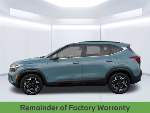 Used 2024 Kia Seltos EX FWD image 2