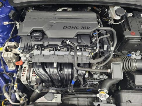 Used 2024 Hyundai Elantra SEL image 30