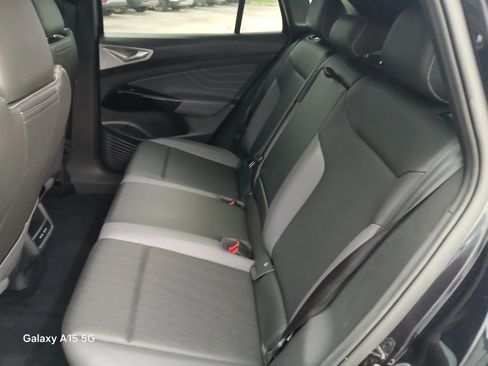 Used 2023 Volkswagen ID.4 Pro S AWD/4WD image 13