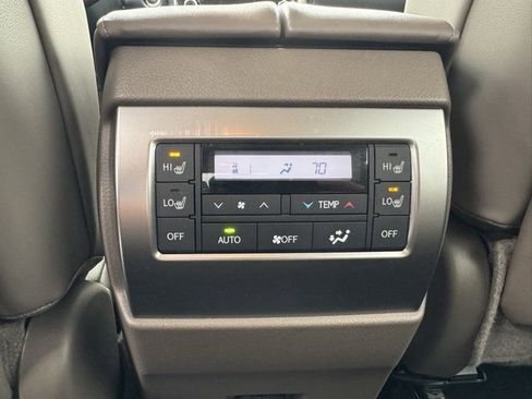 Used 2023 Lexus GX 460 Premium image 13