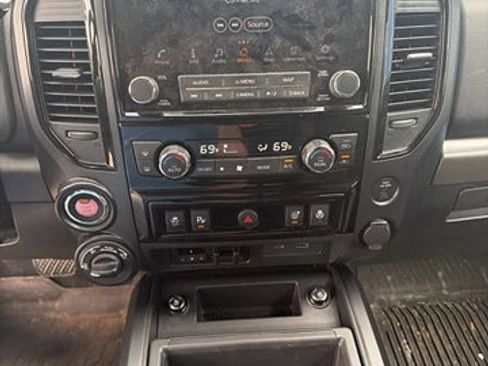 Used 2024 Nissan Titan PRO-4X w/ Pro-4x Convenience Package AWD/4WD image 25