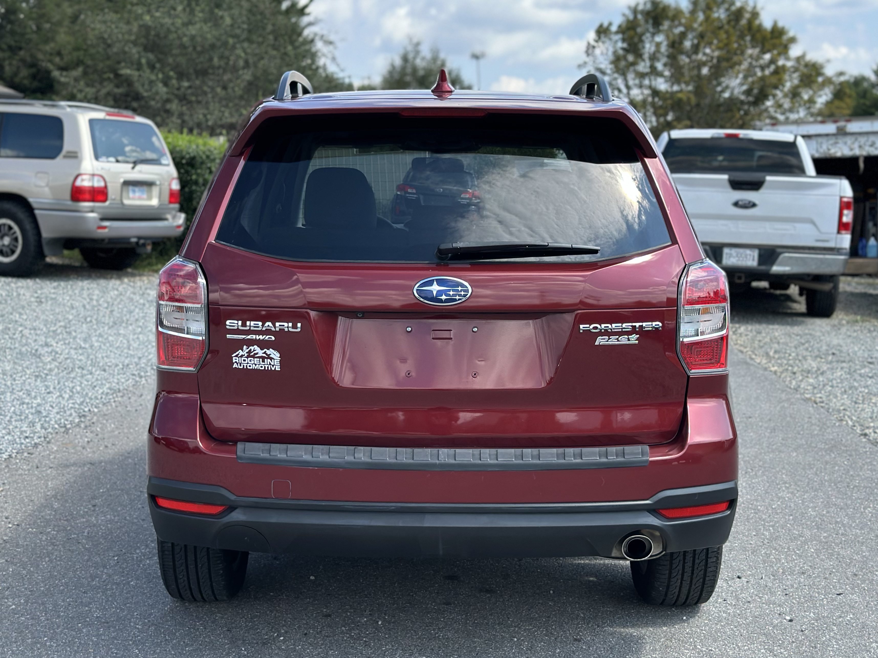 Used 2016 Subaru Forester 2.5i Touring AWD/4WD image 4