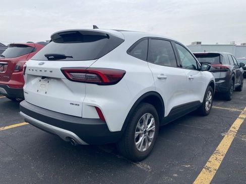 Used 2025 Ford Escape Active image 8