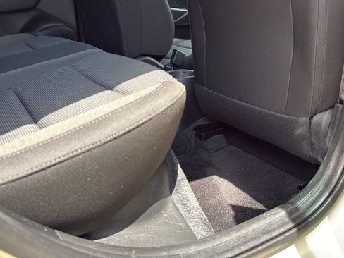Used 2020 Hyundai Accent SE FWD image 24