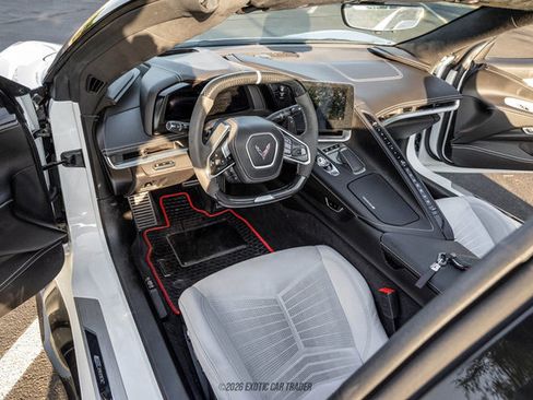 Used 2025 Chevrolet Corvette E-Ray AWD/4WD image 34