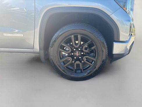 Used 2025 GMC Sierra 1500 Elevation RWD image 11
