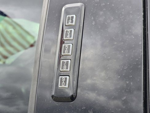 Used 2020 Ford F250 Lariat image 19