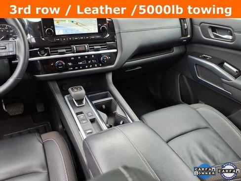 Certified 2025 Nissan Pathfinder SL FWD image 29