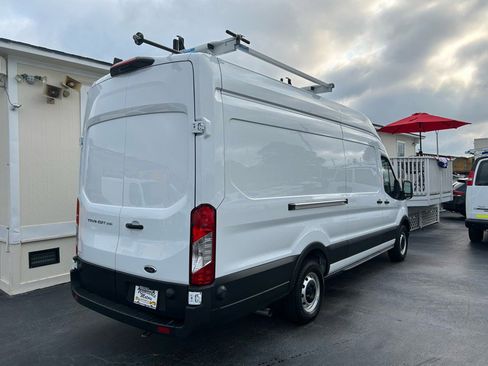 Used 2024 Ford Transit 250 148 High Roof Extended w/ Load Area Protection Package image 7