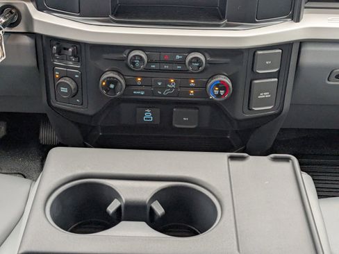 New 2026 Ford F350 XL w/ XL Chrome Package image 21