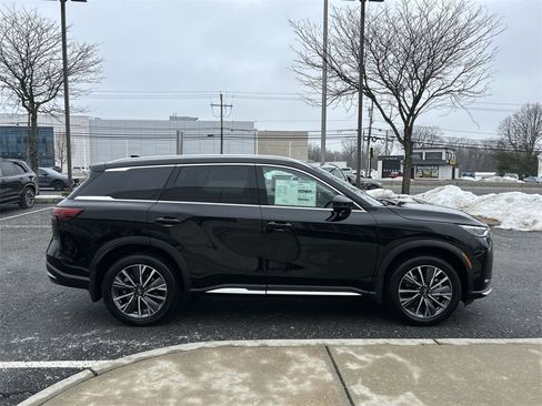 New 2026 INFINITI QX60 Luxe image 9