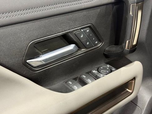 Used 2024 GMC Hummer EV 3X AWD/4WD image 16