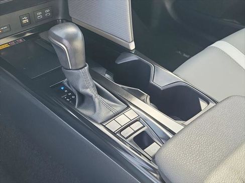 Certified 2025 Toyota Camry SE w/ Convenience Package FWD image 15