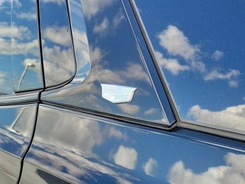 Certified 2021 Cadillac Escalade Sport w/ LPO, ONYX Package image 9