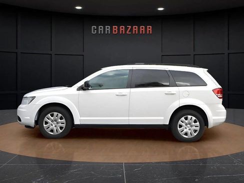Used 2018 Dodge Journey SE image 10