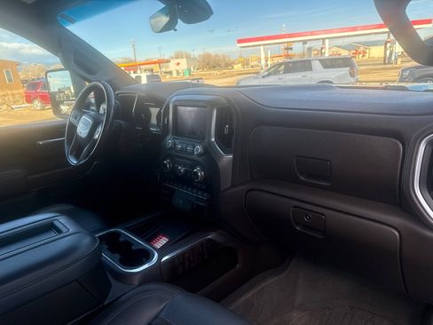 Used 2022 GMC Sierra 3500 Denali w/ Technology Package image 14