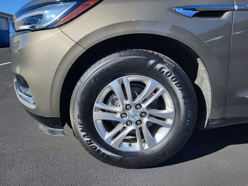 Used 2020 Buick Enclave Essence w/ Sound and Sites Package image 11