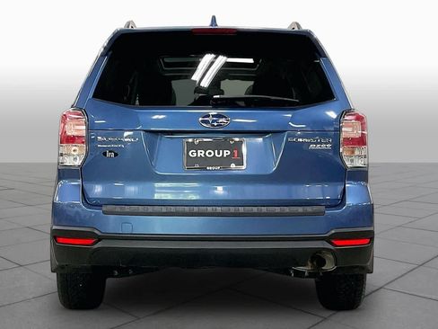 Used 2017 Subaru Forester 2.5i Premium w/ All-Weather Package AWD/4WD image 5