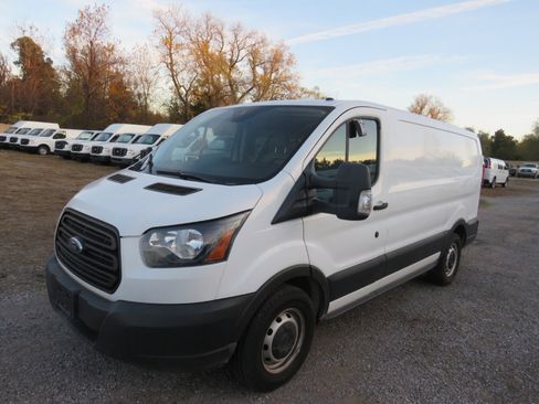Used 2018 Ford Transit 250 148 High Roof image 29