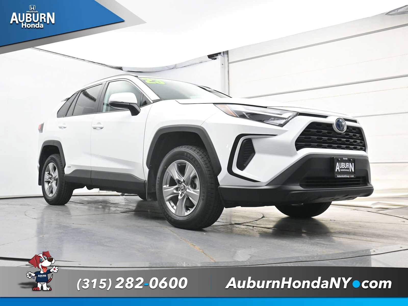Used 2023 Toyota RAV4 LE AWD/4WD image 20