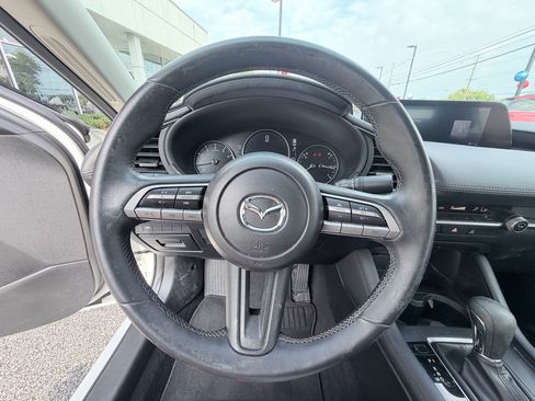 Used 2022 MAZDA MAZDA3 s FWD image 12