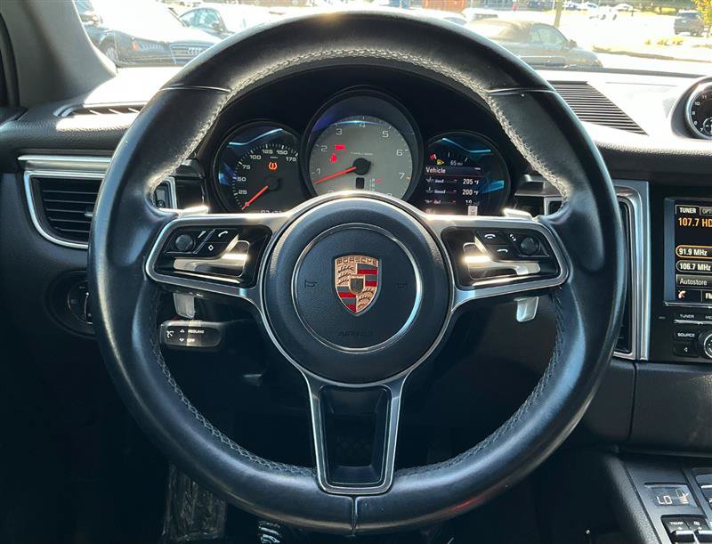 Used 2015 Porsche Macan S AWD/4WD image 28