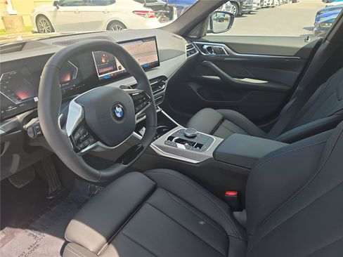 Used 2026 BMW 430i w/ Premium Package RWD image 16