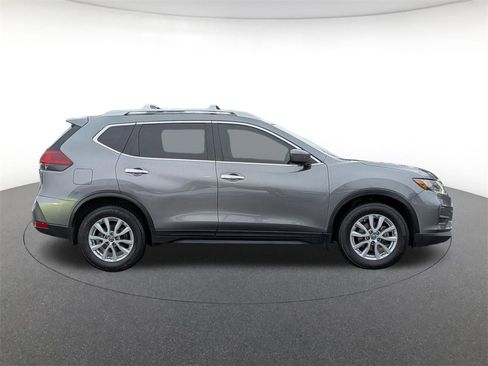 Used 2020 Nissan Rogue S w/ Special Edition Package image 4